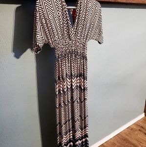 Womans dress (floor length)